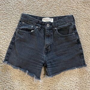 Arizona Jean Shorts Youth 14 Black Relaxed Frayed Hem Y2K Charcoal Denim